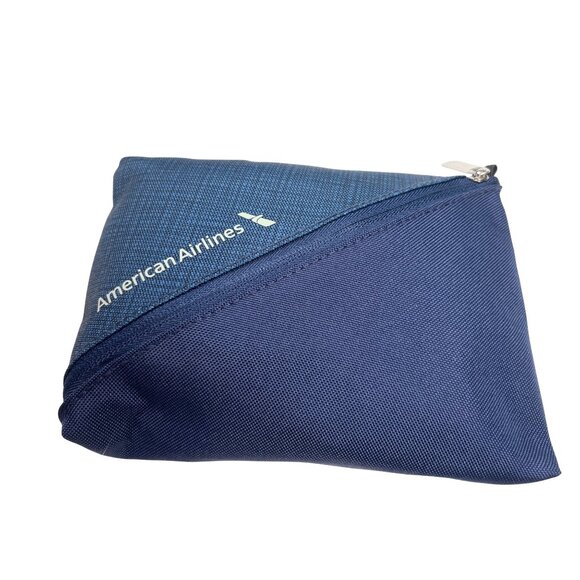 American Airlines Travel Amenity Kit W/ Socks Eye Mask & More 80p - Picture 1 of 5